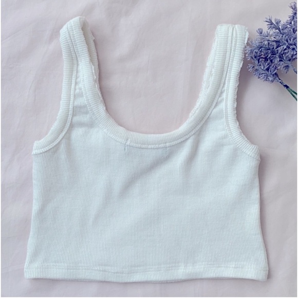 NWOT Crop tank top x2, size small, coral and white - Picture 4 of 12